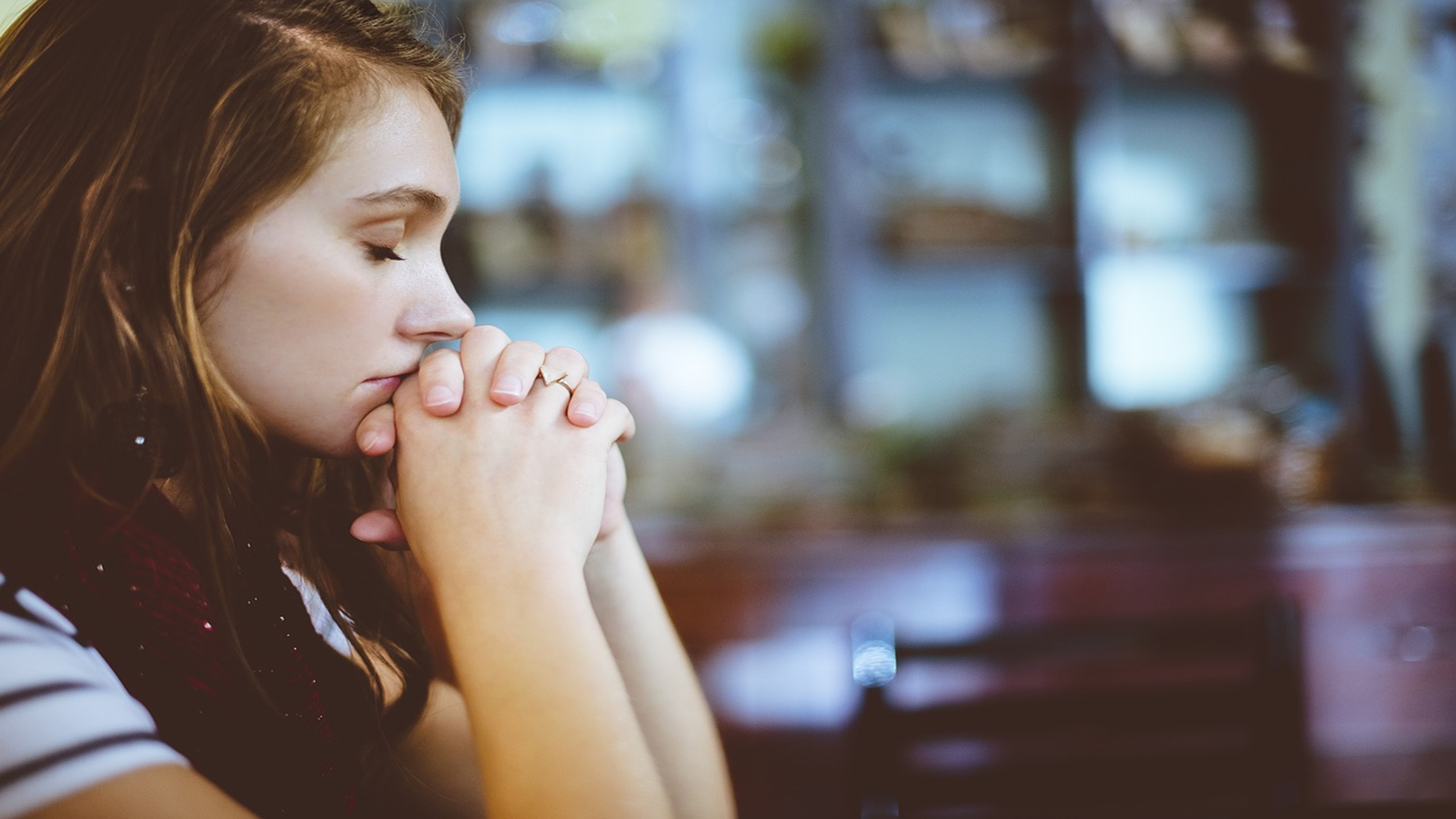 Comunícate con Dios: consejos para una oración eficiente